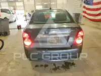 2015 Chevrolet Sonic фото