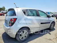 2015 Chevrolet Sonic фото
