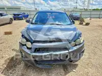 2015 Chevrolet Sonic фото