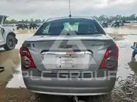 2015 Chevrolet Sonic фото