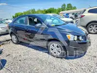 2015 Chevrolet Sonic photo