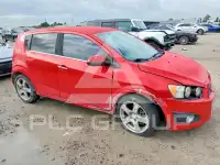 2015 Chevrolet Sonic фото