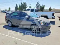 2015 Chevrolet Sonic фото