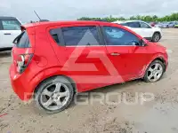 2015 Chevrolet Sonic фото