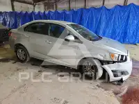 2015 Chevrolet Sonic фото