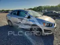 2015 Chevrolet Sonic фото