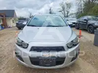 2015 Chevrolet Sonic photo