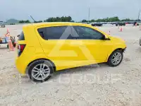 2015 Chevrolet Sonic фото