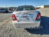 2015 Chevrolet Sonic фото