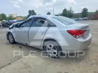 2015 Chevrolet Cruze photo