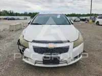 2015 Chevrolet Cruze photo