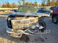 2015 Chevrolet Silverado photo