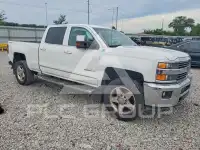 2015 Chevrolet Silverado photo