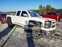 2015 Chevrolet Silverado photo