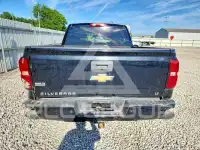 2015 Chevrolet Silverado photo