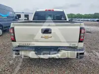 2015 Chevrolet Silverado photo
