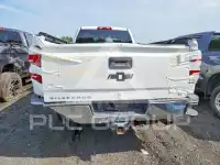 2015 Chevrolet Silverado photo