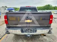 2015 Chevrolet Silverado photo
