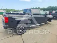 2015 Chevrolet Silverado photo