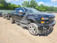 2015 Chevrolet Silverado photo