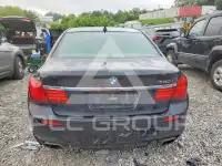 2015 BMW 740 фото