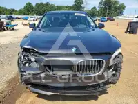 2015 BMW 740 photo