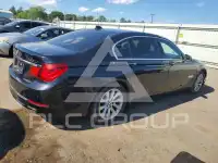 2015 BMW 740 фото