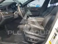 2015 BMW 740 фото