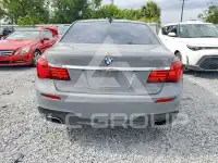 2015 BMW 740 фото