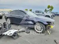 2015 BMW 750 фото