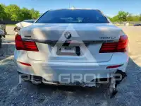 2015 BMW 750 фото