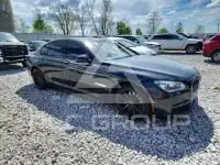 2015 BMW 750 фото