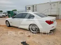 2015 BMW 750 photo