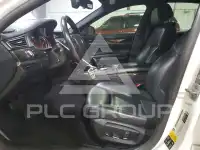 2015 BMW 750 фото