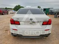 2015 BMW 750 photo