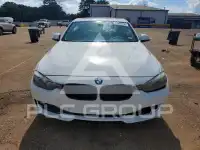 2015 BMW 320 photo