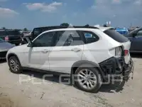 2015 BMW X1 фото