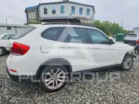 2015 BMW X1 фото