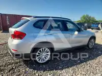 2015 BMW X1 фото