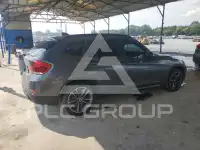 2015 BMW X1 photo