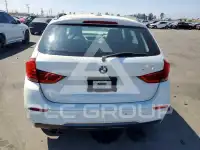 2015 BMW X1 фото
