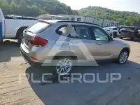 2015 BMW X1 фото
