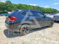 2015 BMW X1 photo