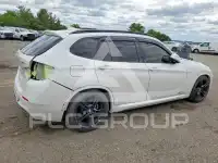 2015 BMW X1 фото