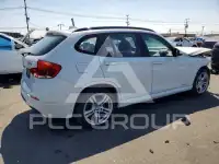 2015 BMW X1 фото