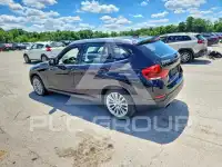 2015 BMW X1 фото