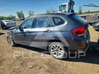 2015 BMW X1 фото
