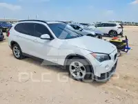 2015 BMW X1 фото