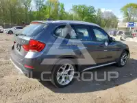 2015 BMW X1 photo