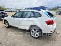 2015 BMW X1 фото